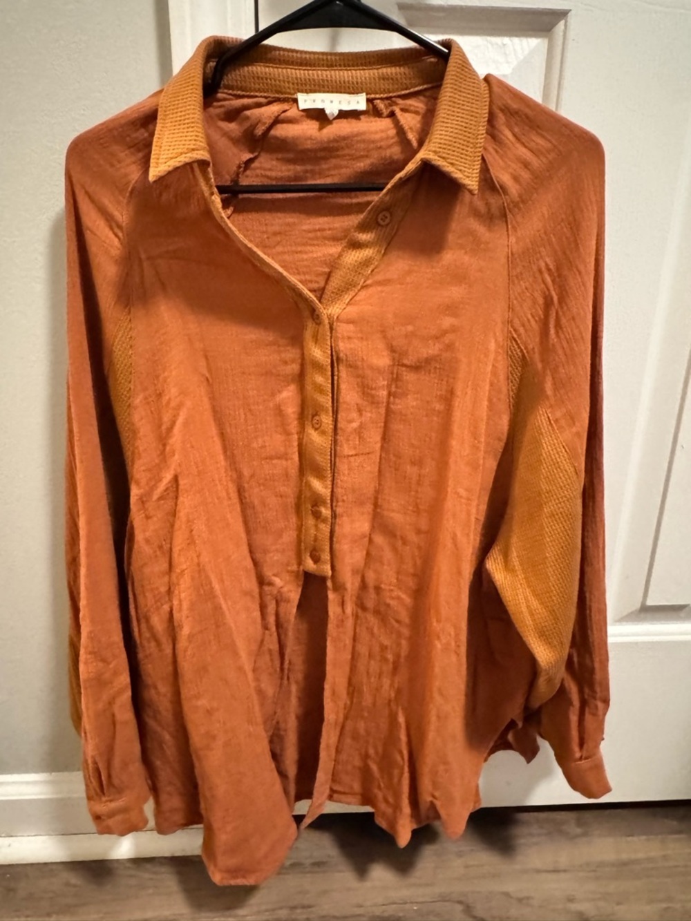 Promesa Copper Orange Button-Front Long Sleeve Top